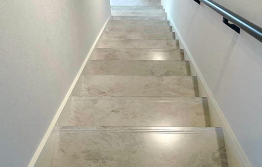 石目調塗装（グレー）