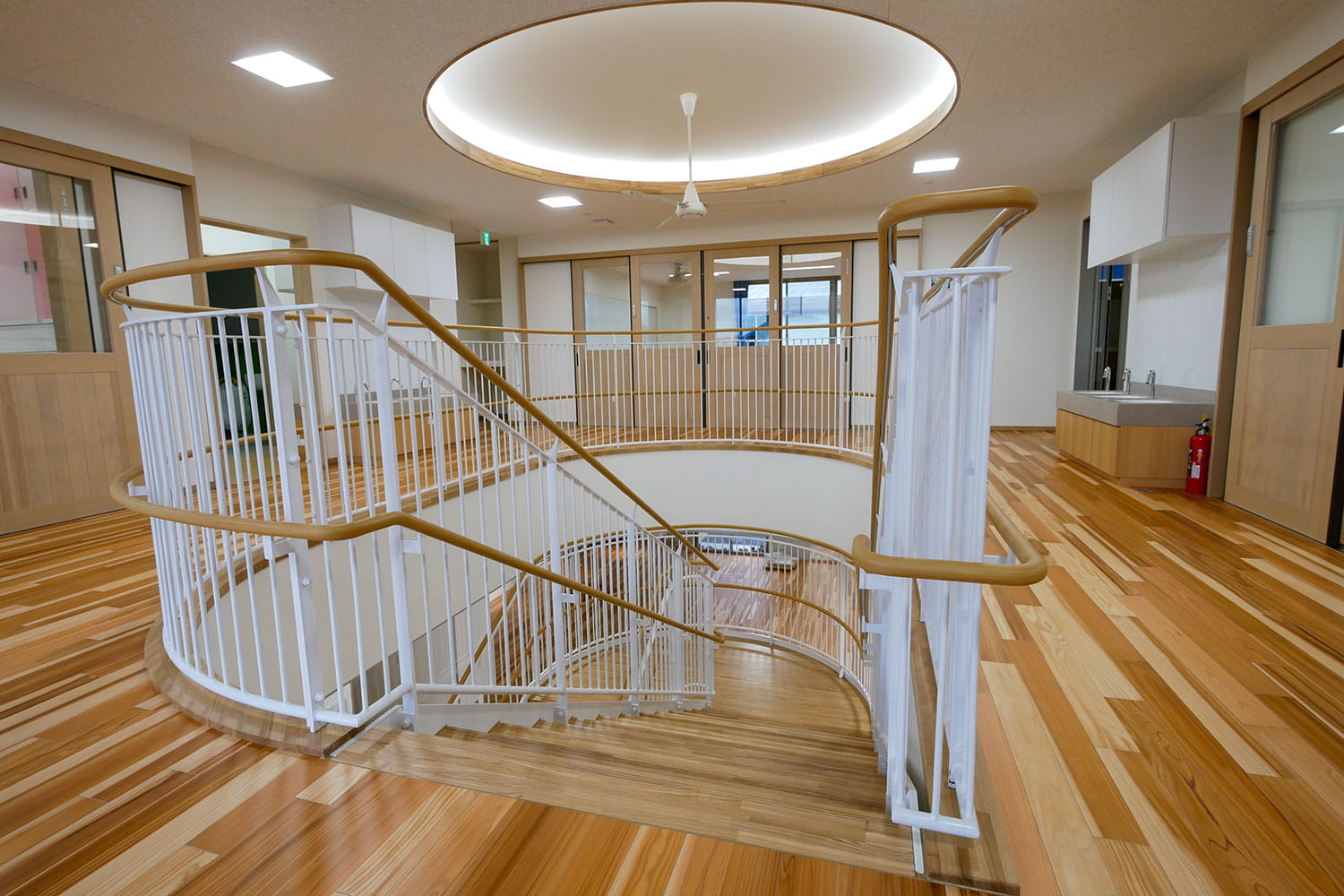 デザイン賞 株式会社藤原木工所 様