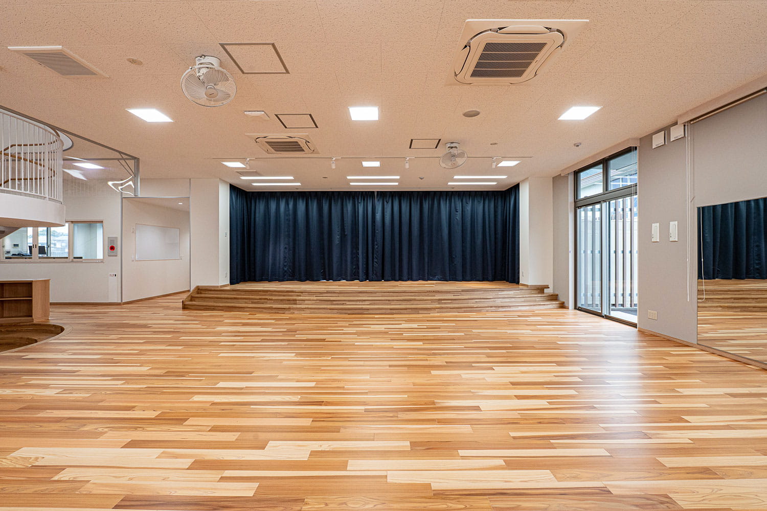 デザイン賞 株式会社藤原木工所 様