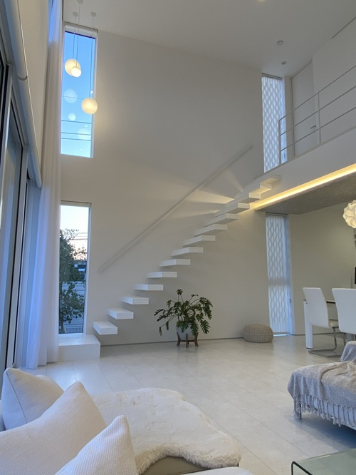  Cloud -クラウド- 片持ち階段 CL-026