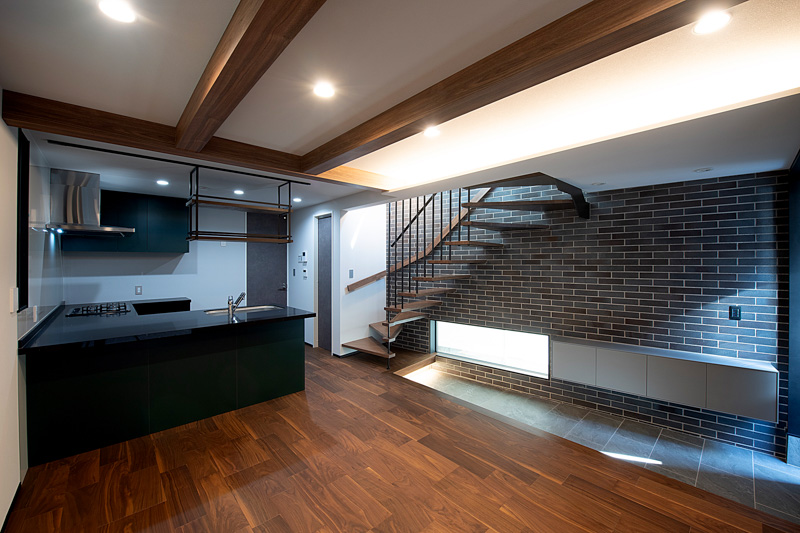  Harp -ハープ- 片持ち階段 HA-006