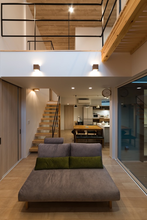  Cloud -クラウド- 片持ち階段 CL-027