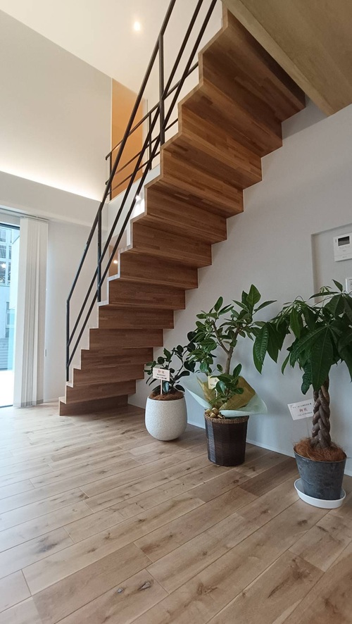  ZIGZA -ジグザ- 片持ち階段 ZI-042