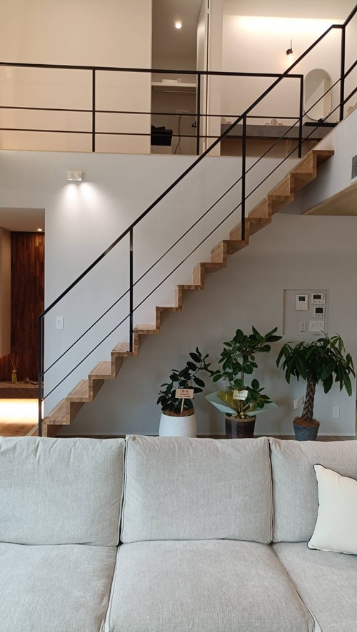  ZIGZA -ジグザ- 片持ち階段 ZI-042