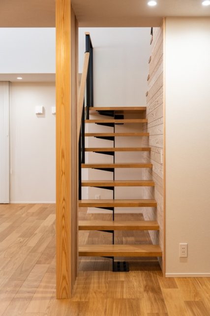  特別事例 オーダーメイド階段 SS-099