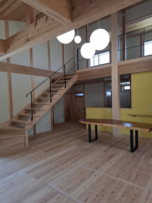  格桁 -ごうげた- スケルトン階段 GO-045