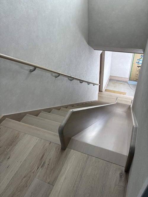  Trunk -トランク- すべり台 TR-018