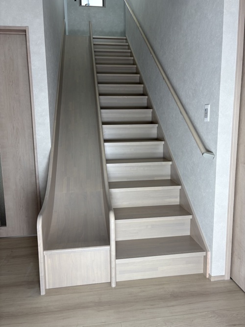  Trunk -トランク- すべり台 TR-018